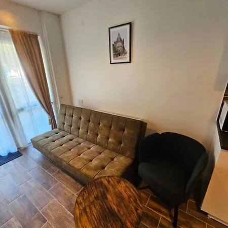 Apartamento In Old Town With Free Parking